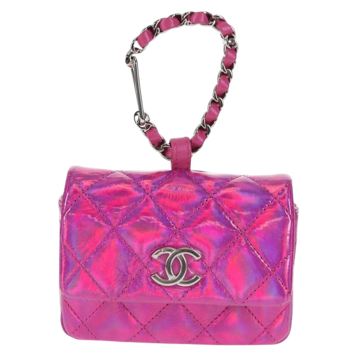 CHANEL Matelasse Hand Pouch Patent leather Pink Silver CC Auth 144306A