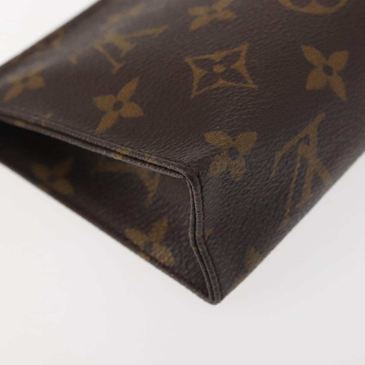 LOUIS VUITTON Monogram Poche Toilette 15 Pouch M47546 LV Auth 144339