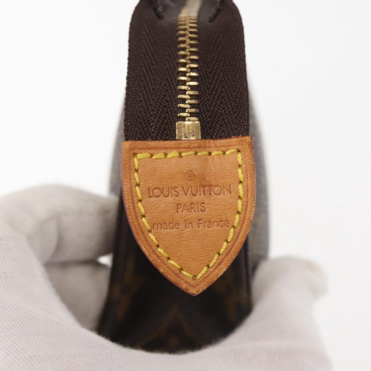 LOUIS VUITTON Monogram Poche Toilette 15 Pouch M47546 LV Auth 144339