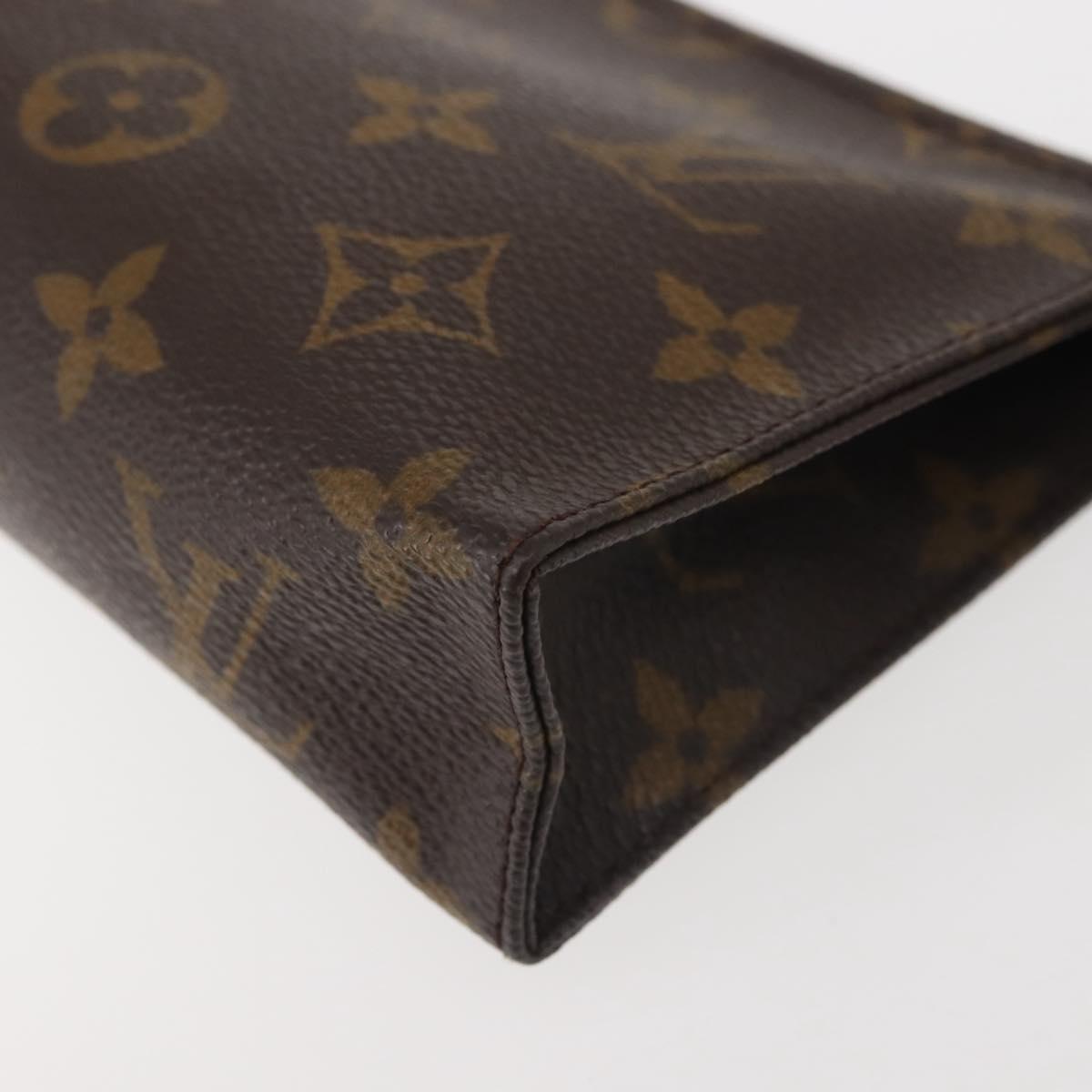 LOUIS VUITTON Monogram Poche Toilette 15 Pouch M47546 LV Auth 144339