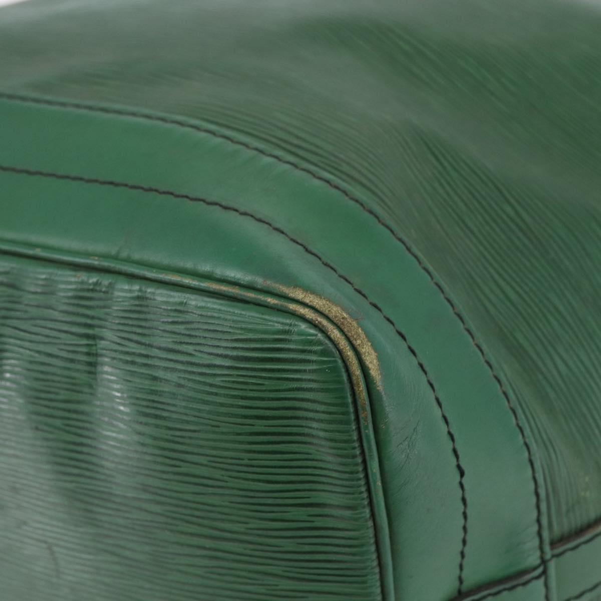 LOUIS VUITTON Epi Noe Shoulder Bag Green M44004 LV Auth 144507