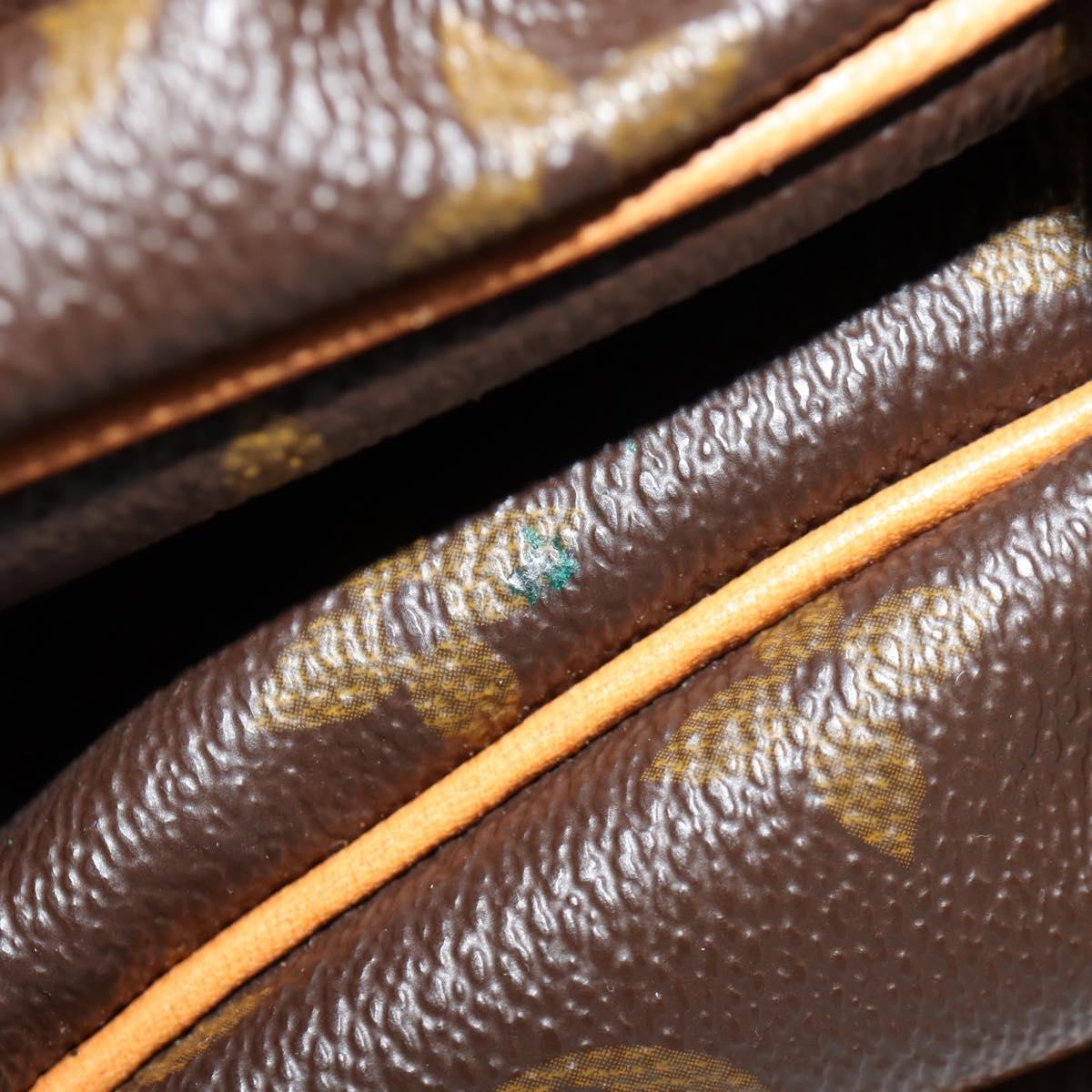 LOUIS VUITTON Monogram Saumur 30 Shoulder Bag M42256 LV Auth 144542A