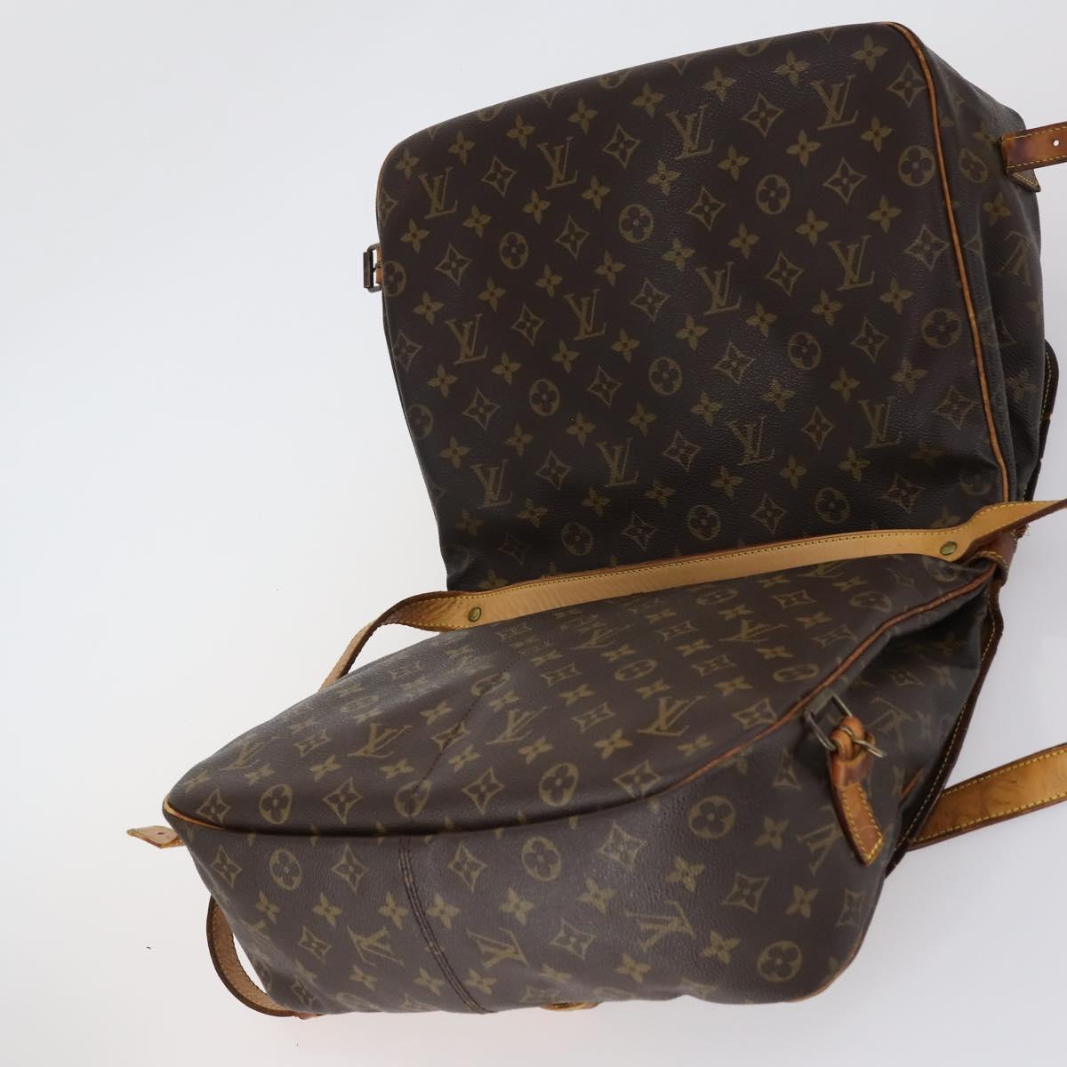 LOUIS VUITTON Monogram Saumur 35 Shoulder Bag M42254 LV Auth 144639
