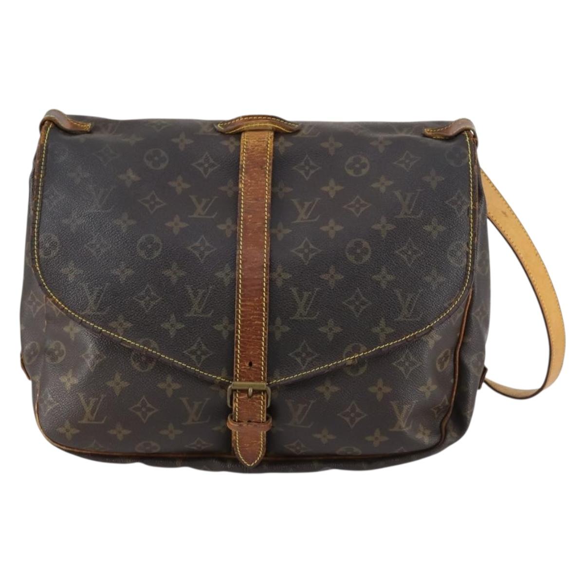 LOUIS VUITTON Monogram Saumur 35 Shoulder Bag M42254 LV Auth 144639