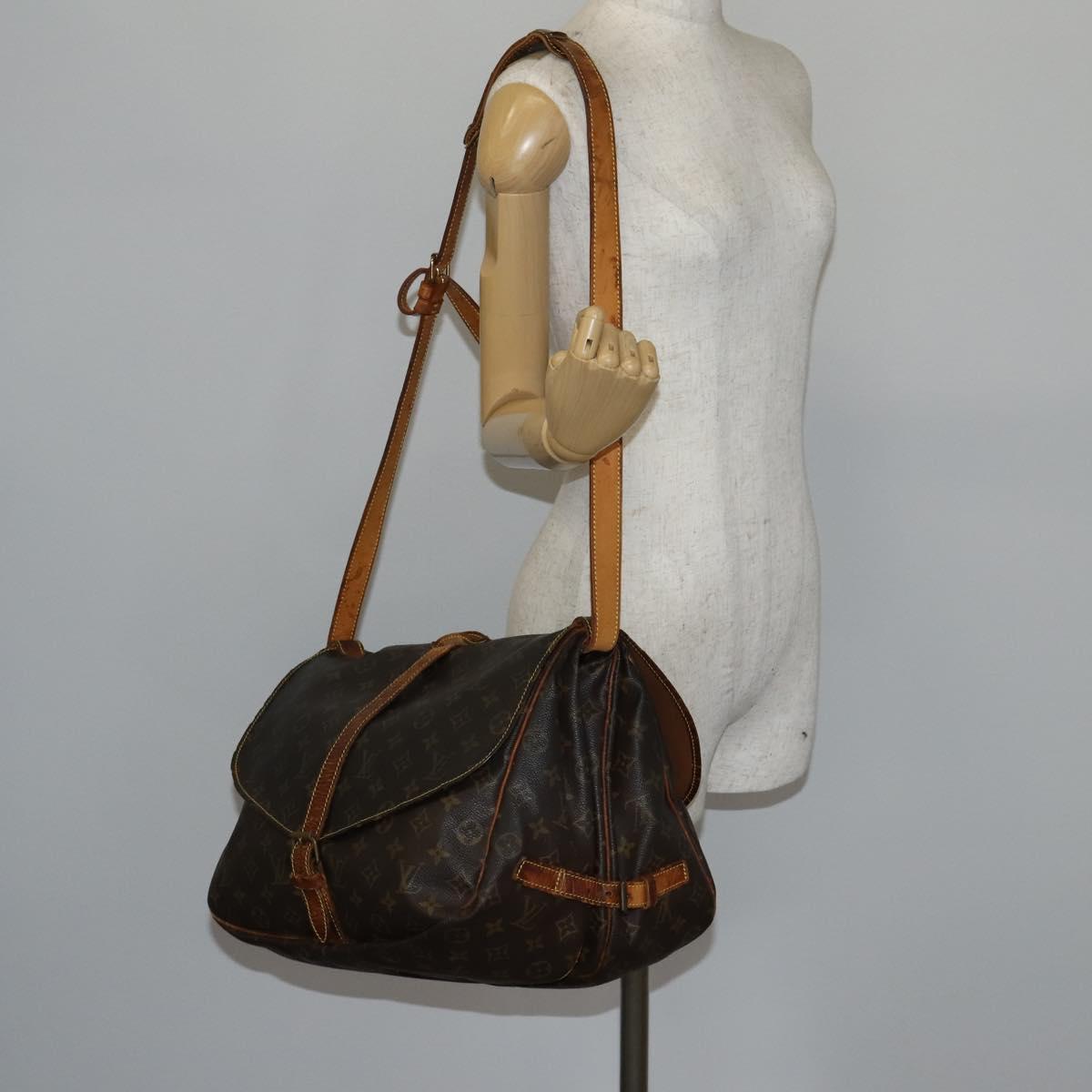 LOUIS VUITTON Monogram Saumur 35 Shoulder Bag M42254 LV Auth 144639