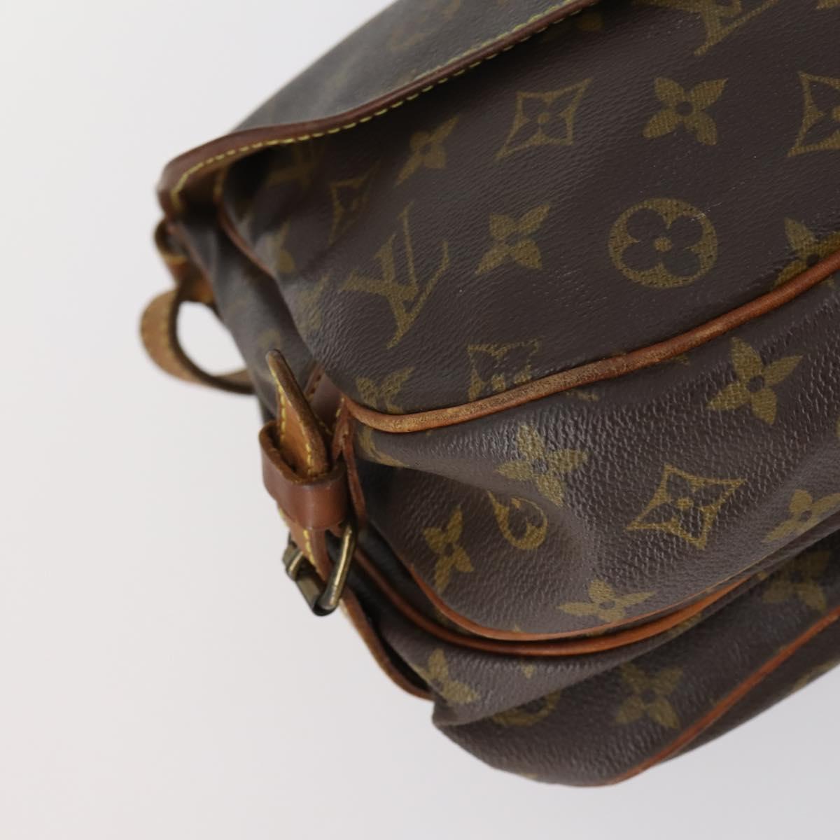LOUIS VUITTON Monogram Saumur 30 Shoulder Bag M42256 LV Auth 144669