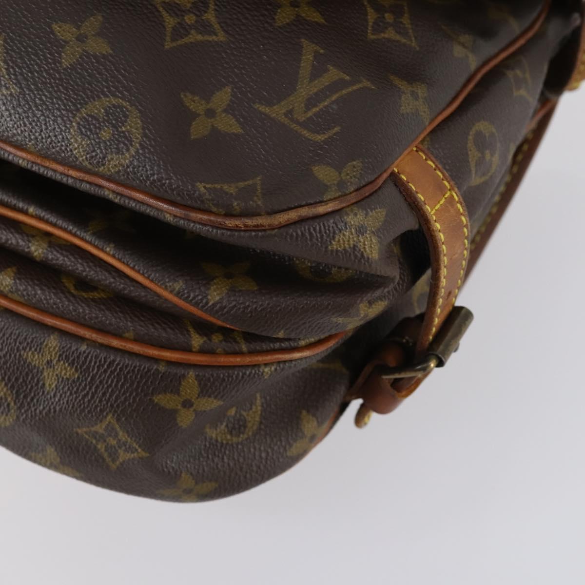LOUIS VUITTON Monogram Saumur 30 Shoulder Bag M42256 LV Auth 144669