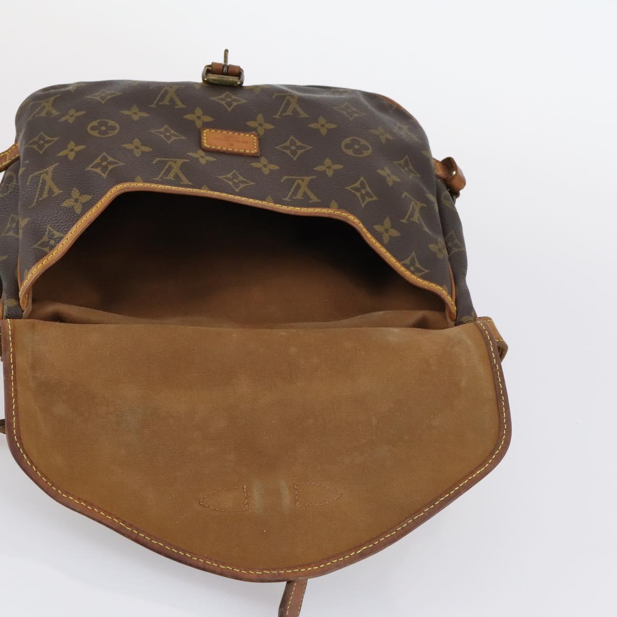 LOUIS VUITTON Monogram Saumur 30 Shoulder Bag M42256 LV Auth 144669