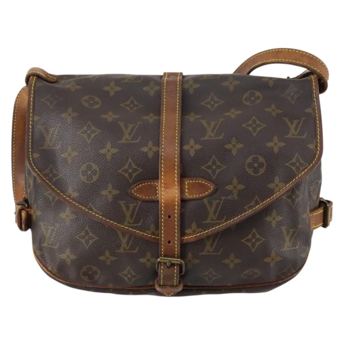 LOUIS VUITTON Monogram Saumur 30 Shoulder Bag M42256 LV Auth 144669