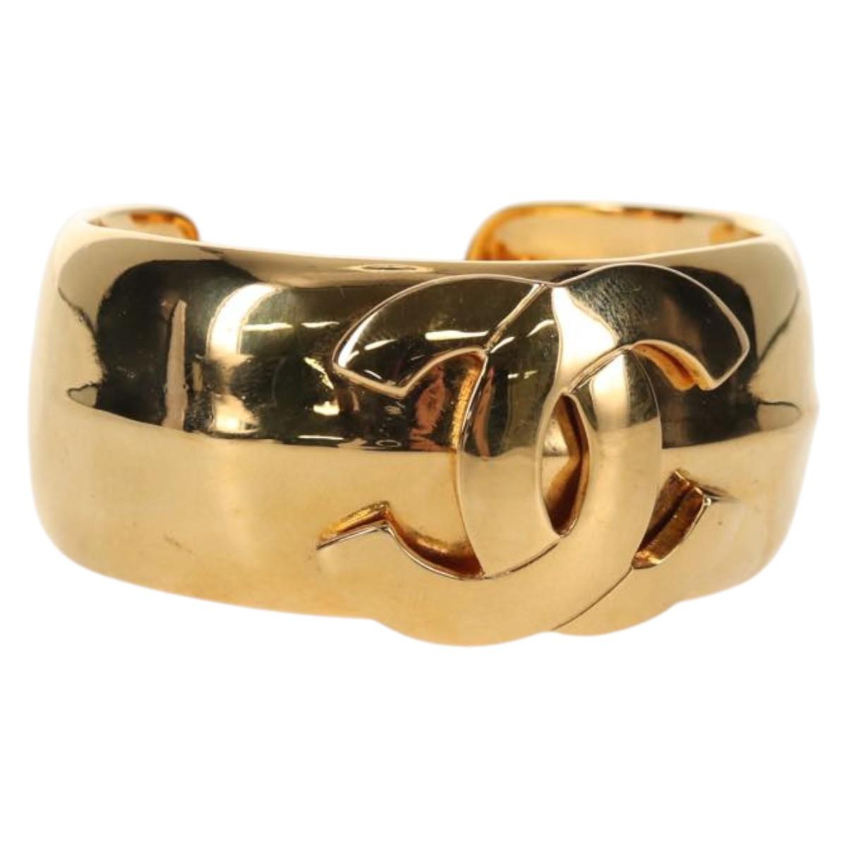 CHANEL Bangle Bracelet Metal Black CC Auth 144682V