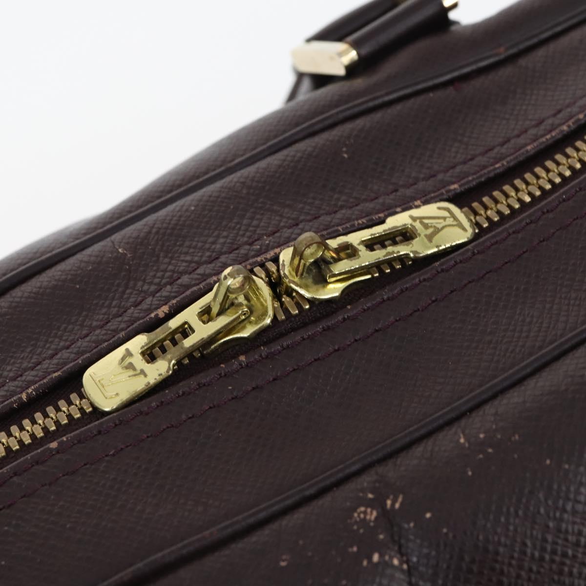 LOUIS VUITTON Taiga Kendall PM Boston Bag Acajou M30126 LV Auth 144913