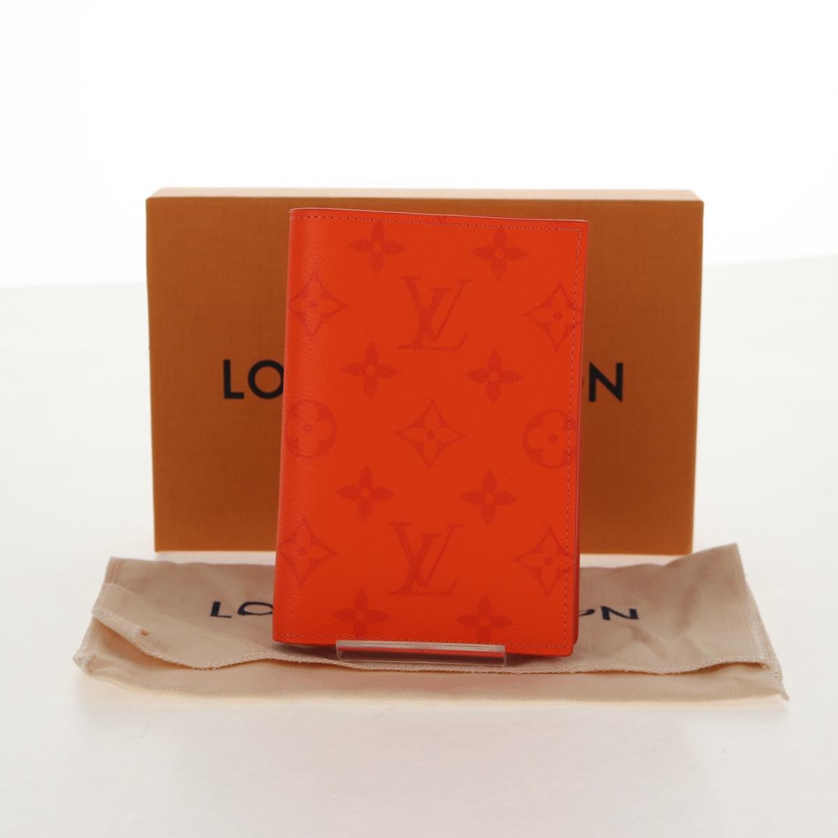 LOUIS VUITTON Tiger Lama Monogram Couverture Passpole NM R97917 LV Auth 144930M