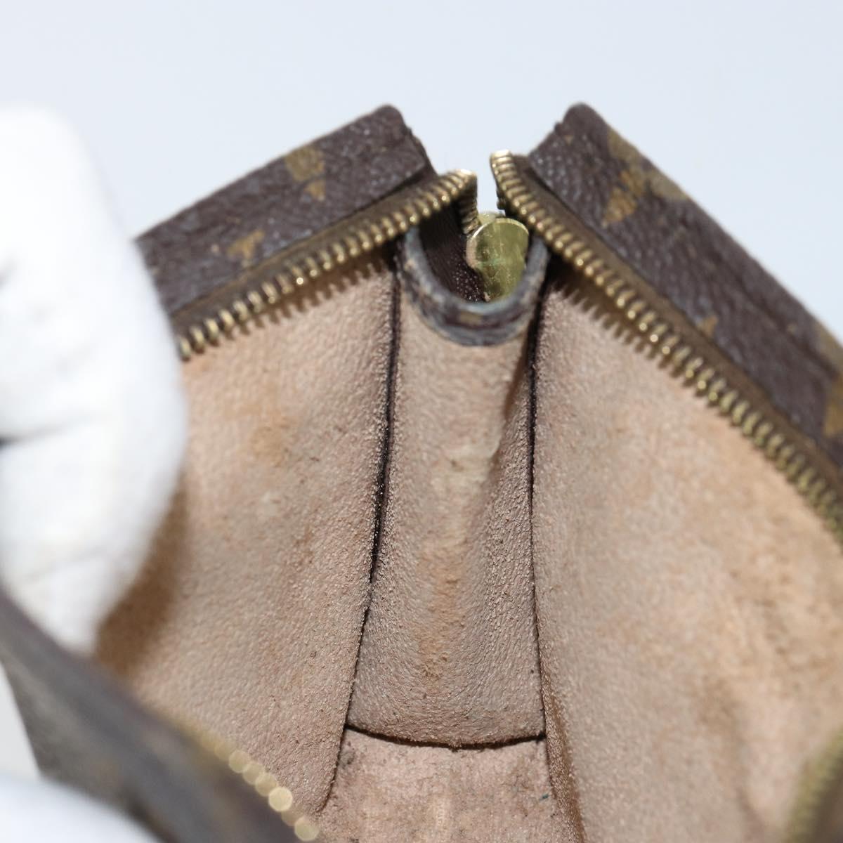 LOUIS VUITTON Monogram Poche Toilette 15 Pouch M47546 LV Auth 145049