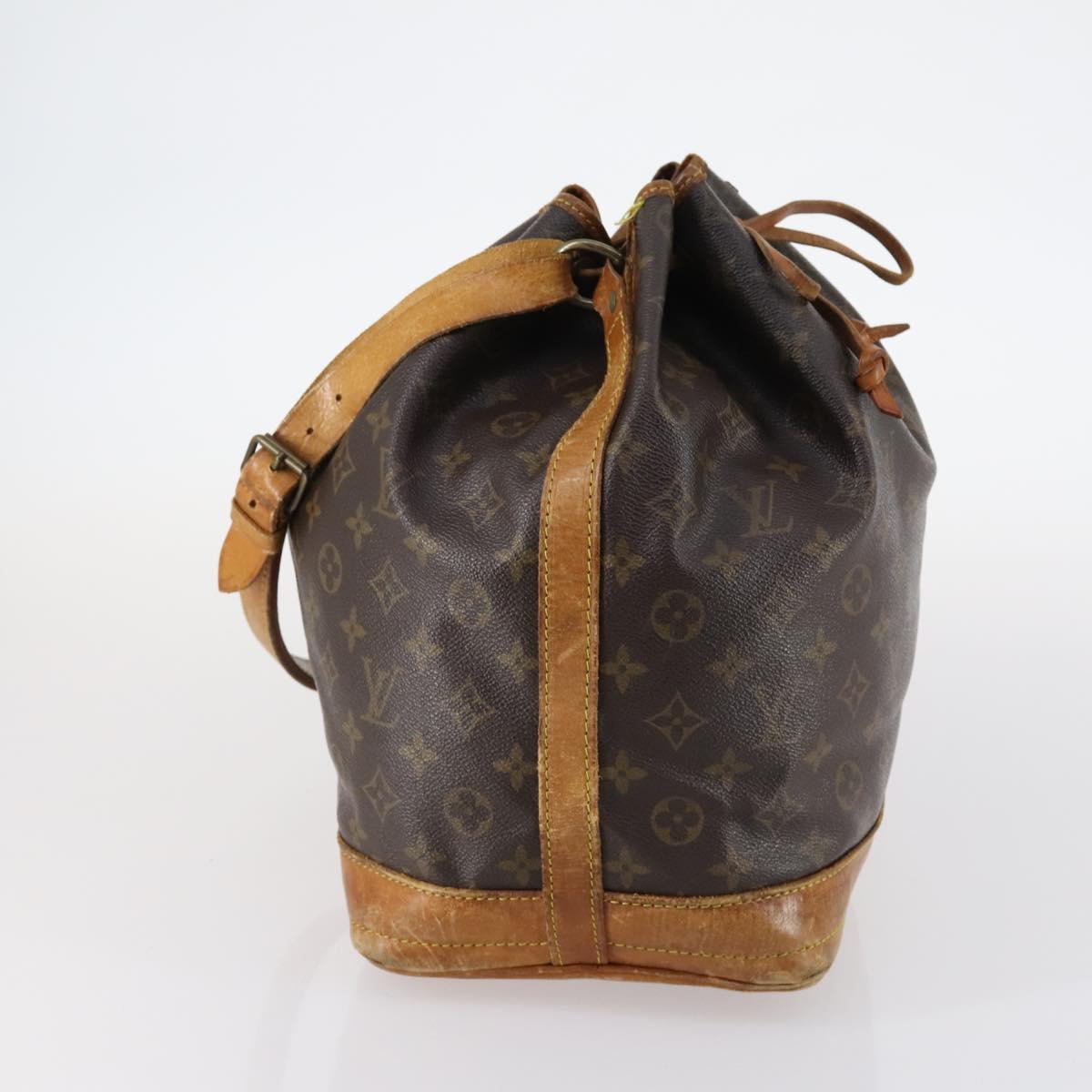 LOUIS VUITTON Monogram Noe Shoulder Bag M42224 LV Auth 145146
