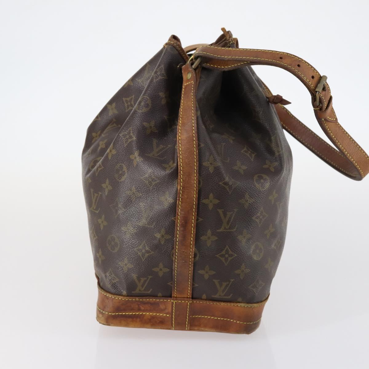 LOUIS VUITTON Monogram Noe Shoulder Bag M42224 LV Auth 145177