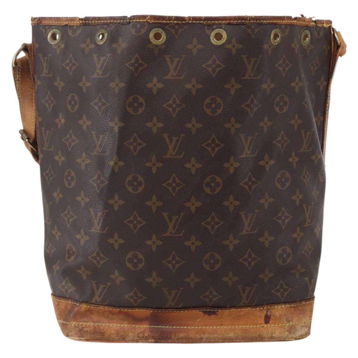 LOUIS VUITTON Monogram Noe Shoulder Bag M42224 LV Auth 145285