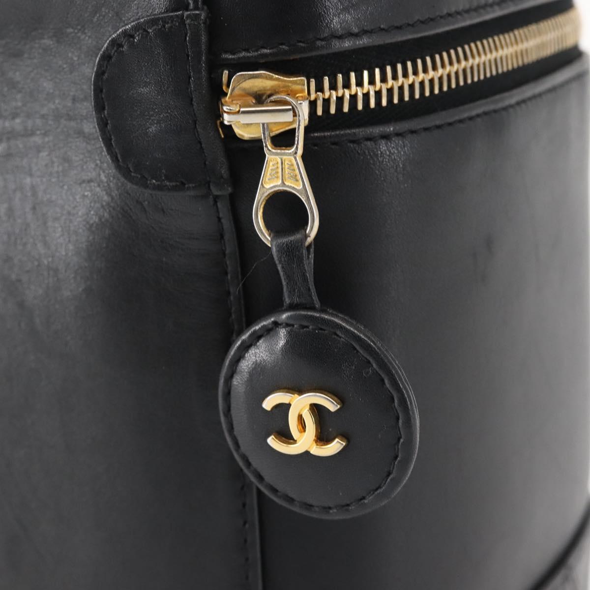 CHANEL Bicolore Vanity Pouch Lamb Skin Black Gold CC Auth 145355