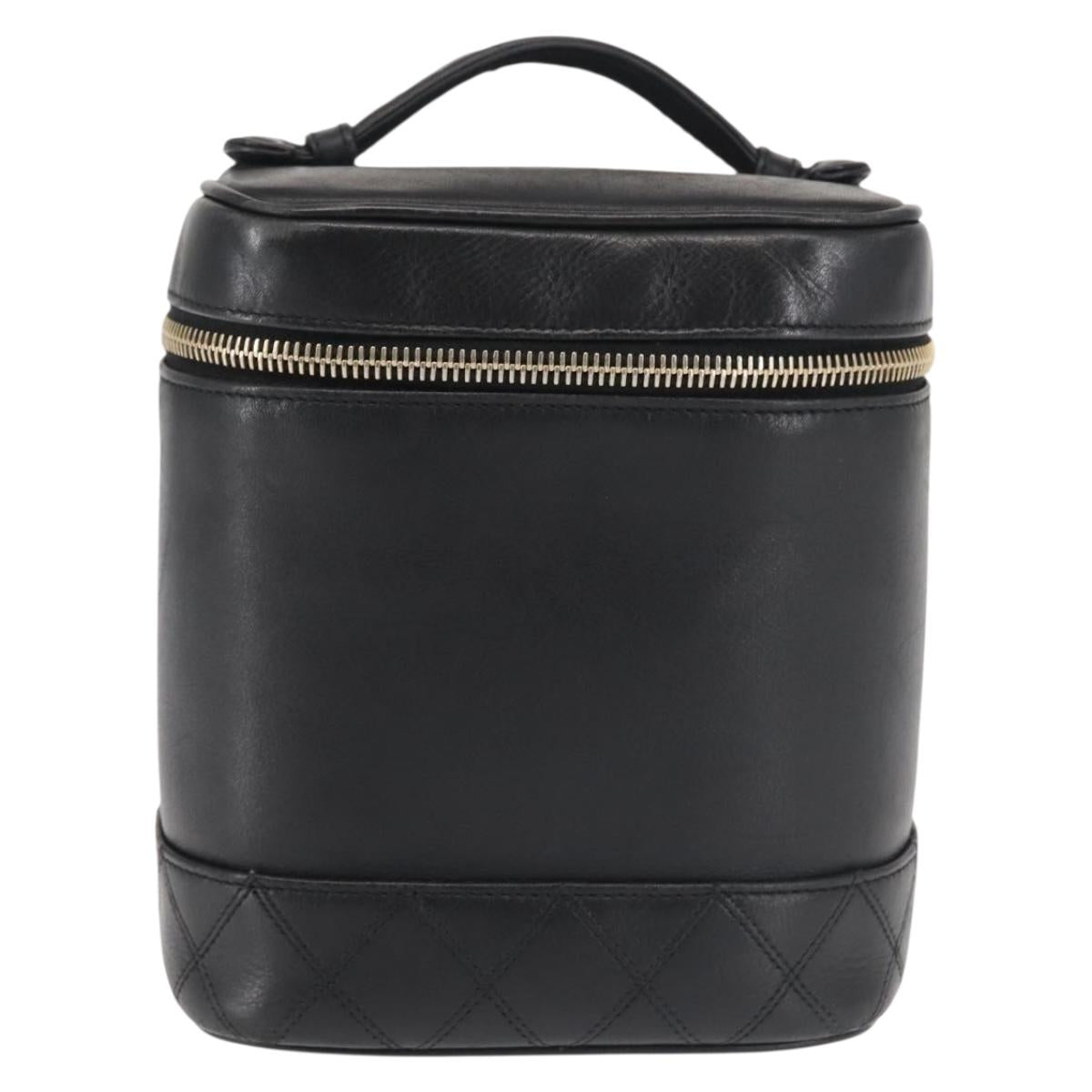 CHANEL Bicolore Vanity Pouch Lamb Skin Black Gold CC Auth 145355