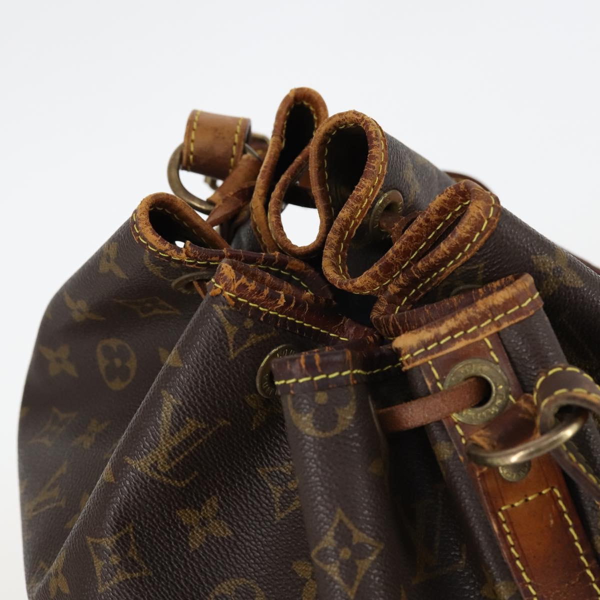 LOUIS VUITTON Monogram Noe Shoulder Bag M42224 LV Auth 145391
