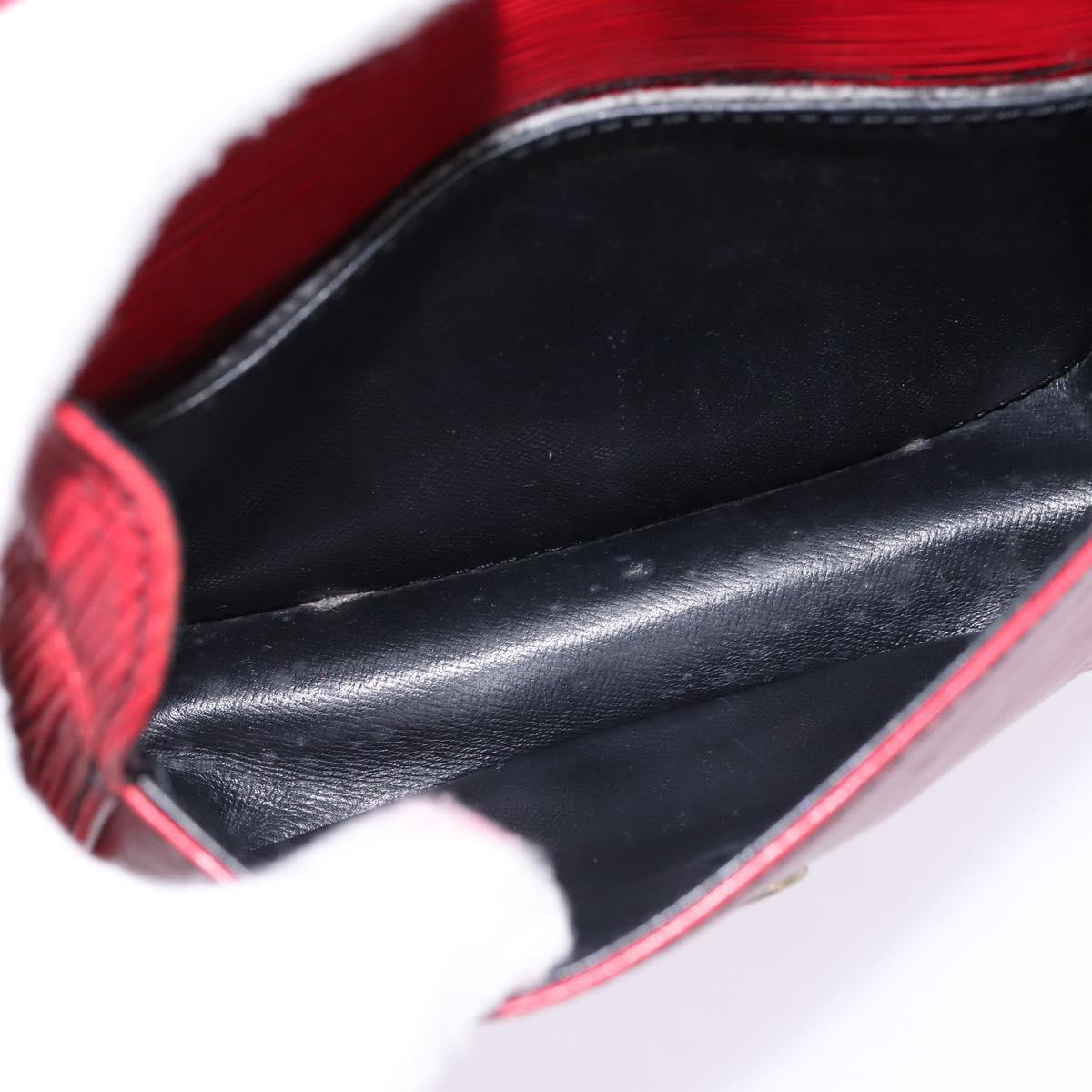 LOUIS VUITTON Epi Saint Cloud PM Shoulder Bag Red M52217 LV Auth 145441