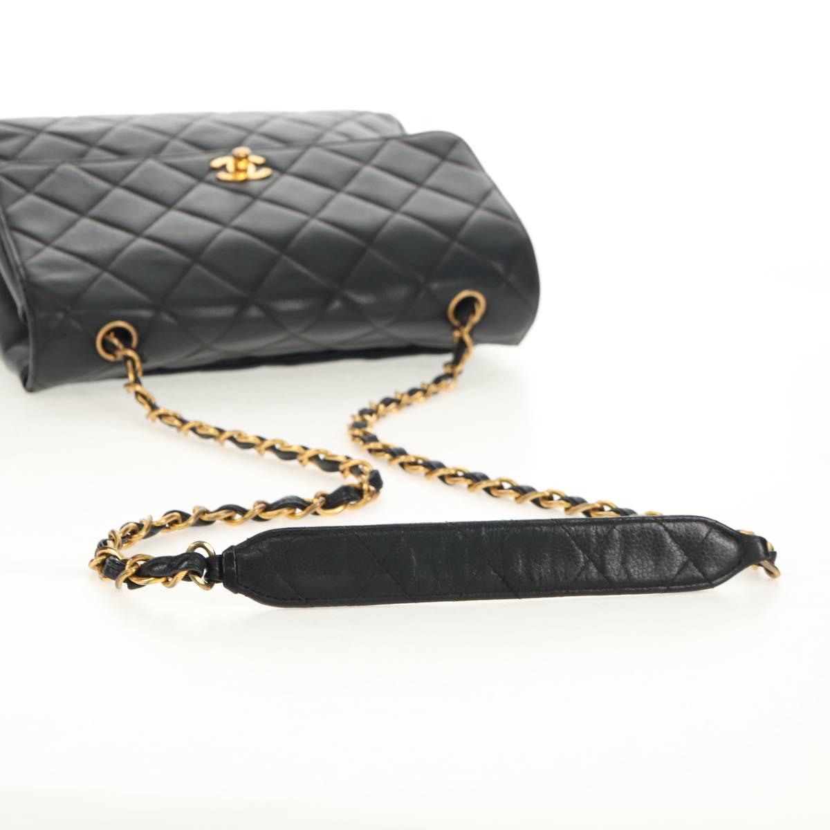 CHANEL Matelasse Chain Shoulder Bag Caviar Skin Black Gold CC Auth 145587AV