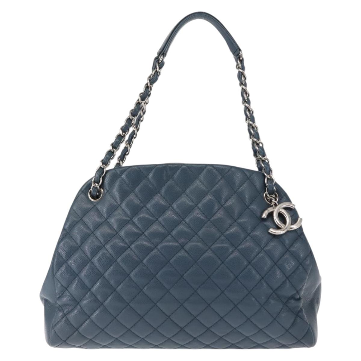 CHANEL Matelasse Chain Shoulder Bag Caviar Skin Blue CC Auth 145588