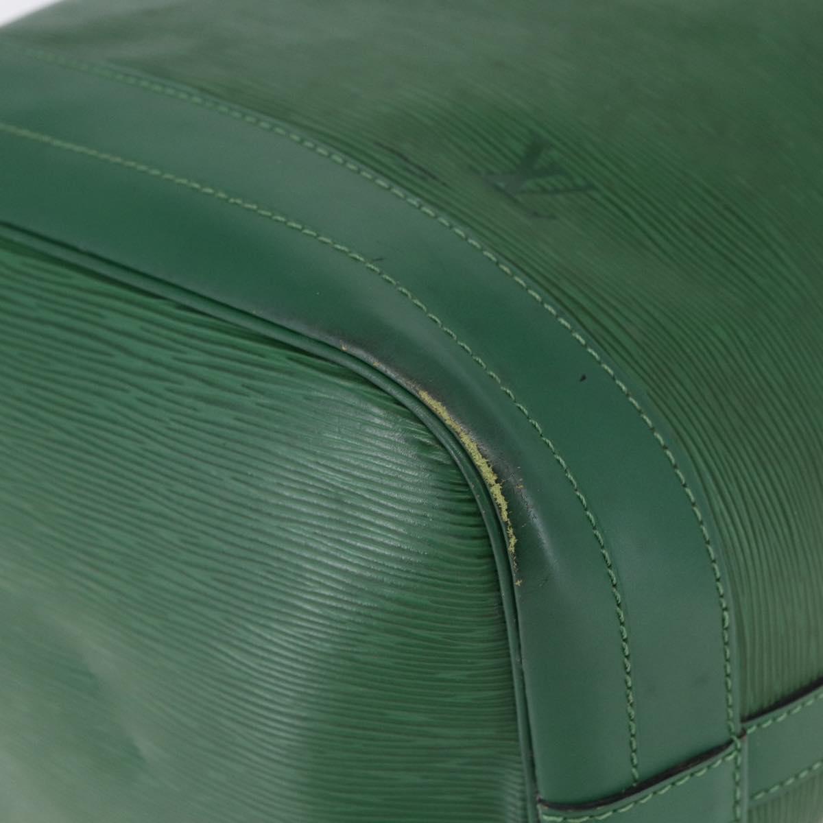 LOUIS VUITTON Epi Noe Shoulder Bag Green M44004 LV Auth 145661
