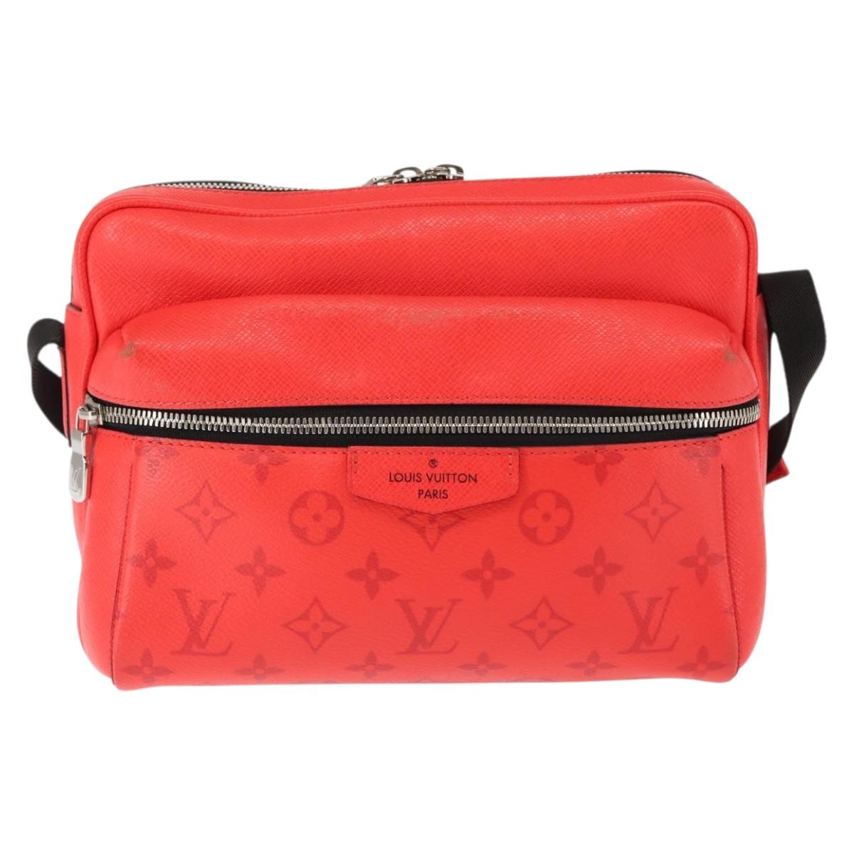 LOUIS VUITTON Taigalama Outdoor Messenger PM Bag Rouge M30821 LV Auth 145805