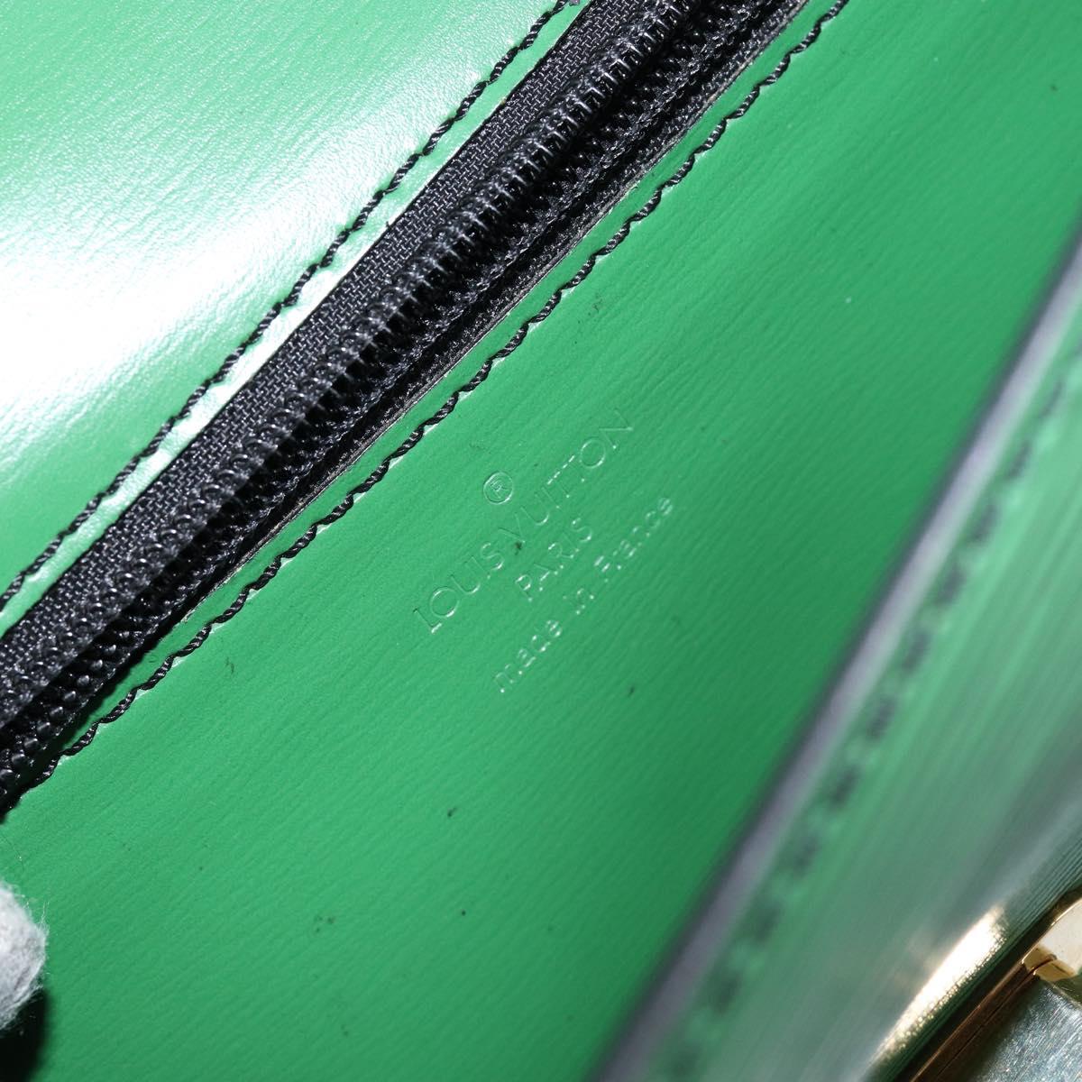 LOUIS VUITTON Epi Pochette Arche Shoulder Bag Green M52574 LV Auth 145832