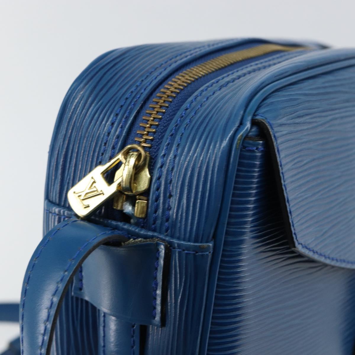 LOUIS VUITTON Epi Jeune Fille MM Shoulder Bag Toledo Blue M52155 LV Auth 145839