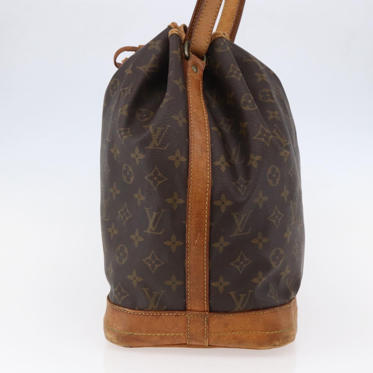 LOUIS VUITTON Monogram Noe Shoulder Bag M42224 LV Auth 145900