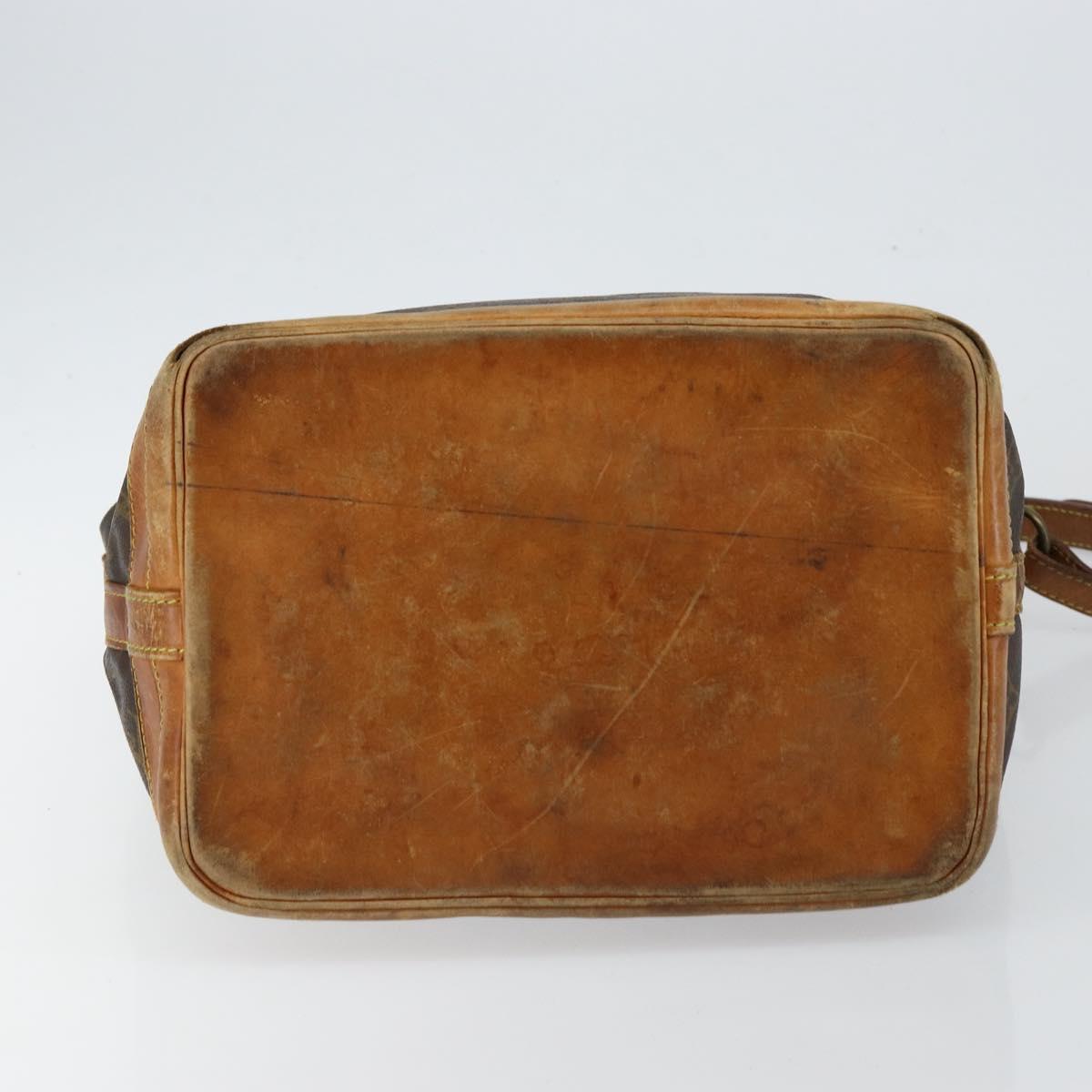 LOUIS VUITTON Monogram Noe Shoulder Bag M42224 LV Auth 146233