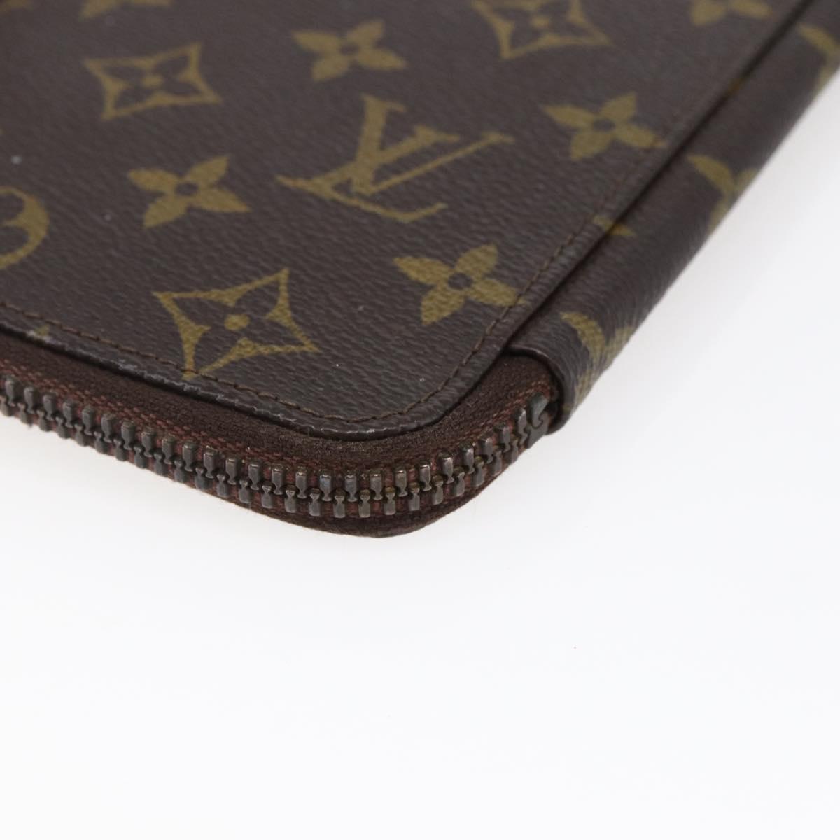 LOUIS VUITTON Monogram Passport Case LV Auth 146527