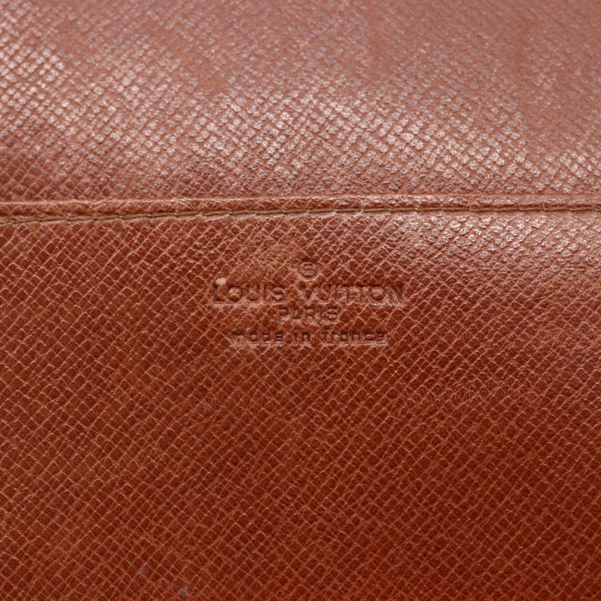 LOUIS VUITTON Monogram Passport Case LV Auth 146527