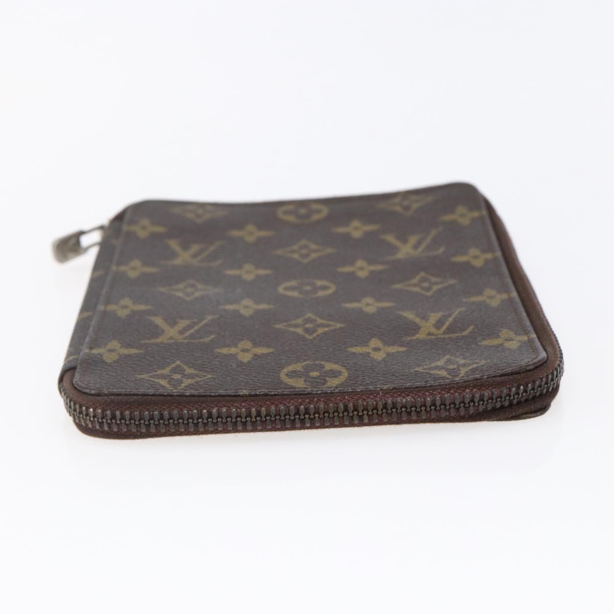 LOUIS VUITTON Monogram Passport Case LV Auth 146527