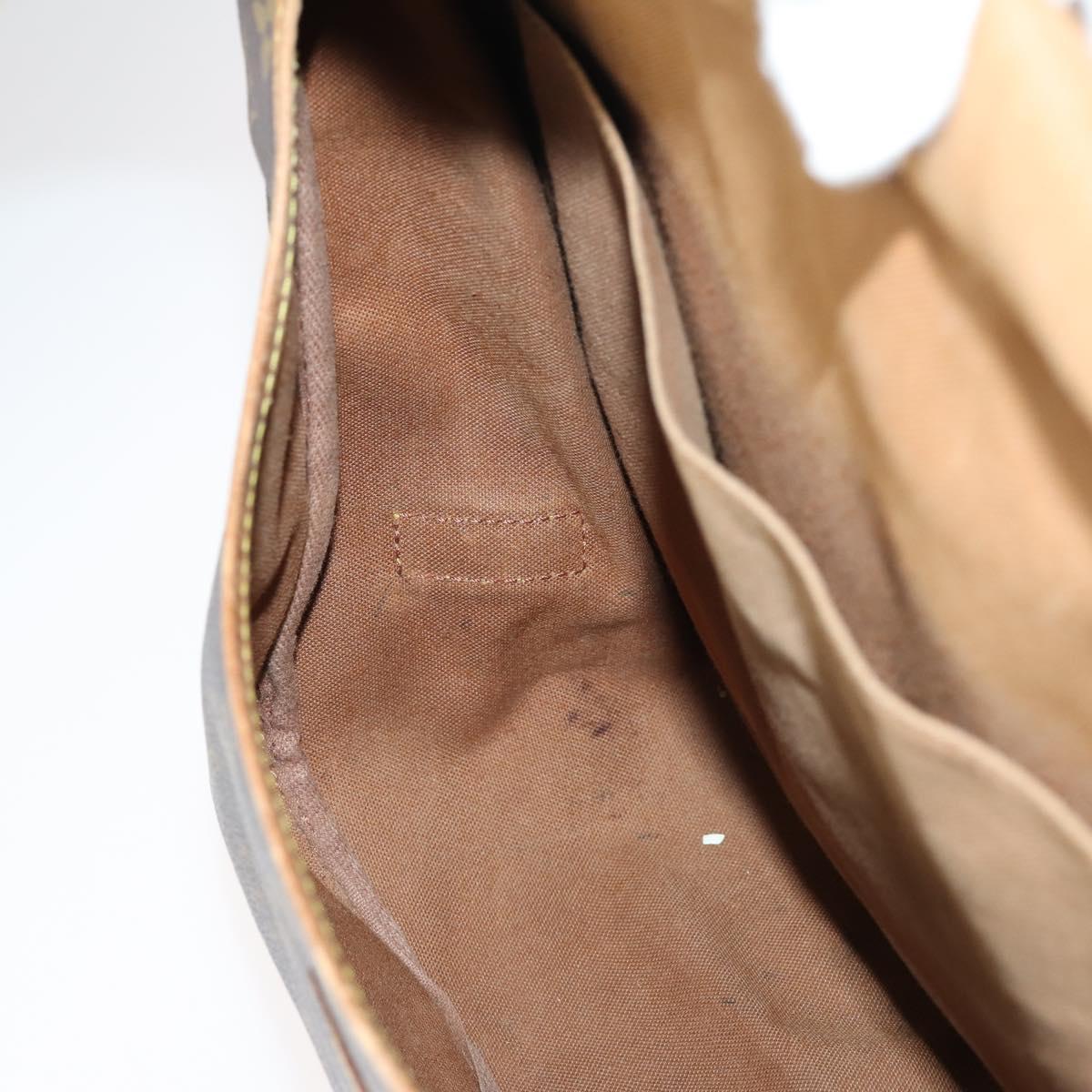 LOUIS VUITTON Monogram Saumur 35 Shoulder Bag M42254 LV Auth 146596