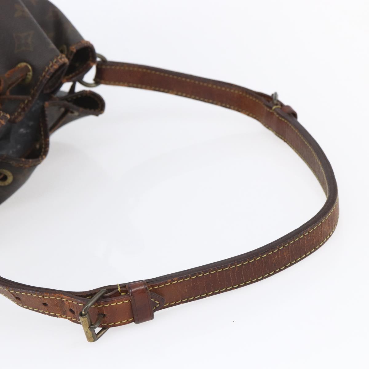 LOUIS VUITTON Monogram Petit Noe Shoulder Bag M42226 LV Auth 146768