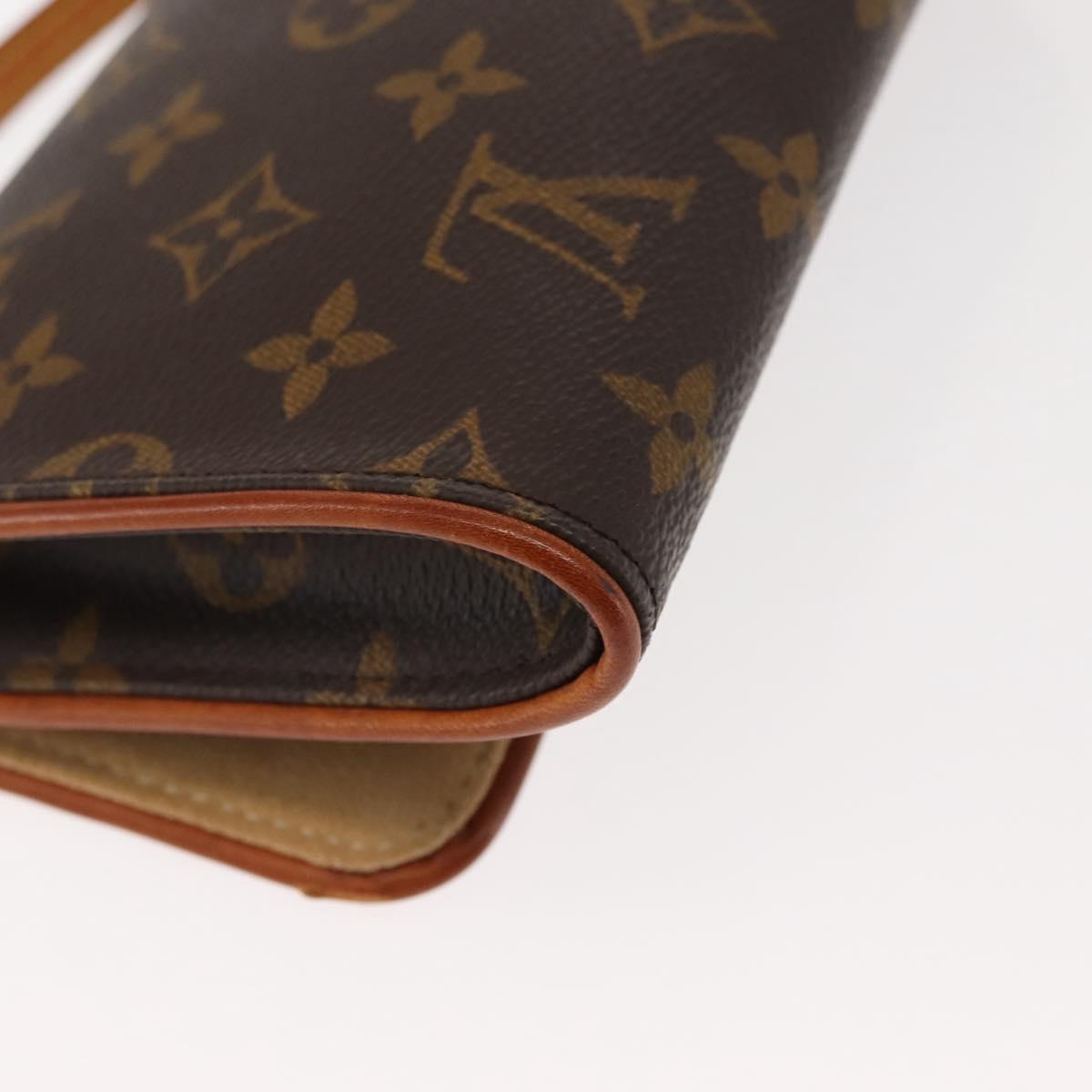 LOUIS VUITTON Monogram Pochette Twin GM Shoulder Bag M51852 LV Auth 146850