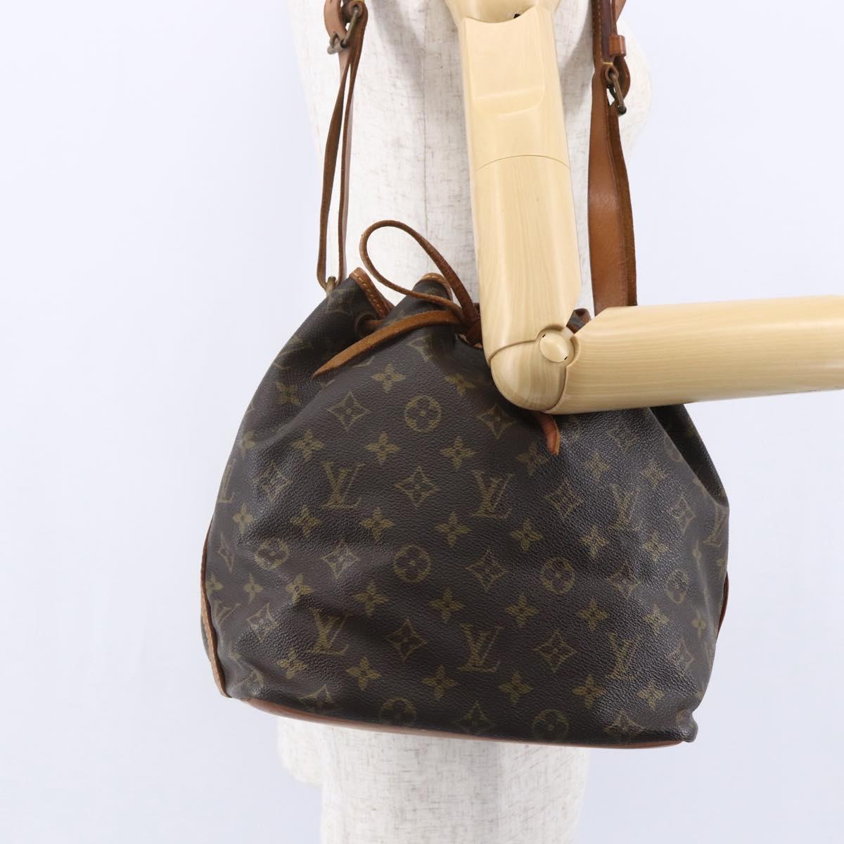 LOUIS VUITTON Monogram Petit Noe Shoulder Bag M42226 LV Auth 147002