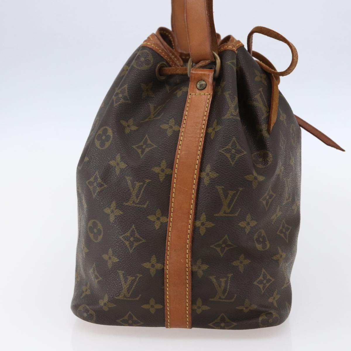 LOUIS VUITTON Monogram Petit Noe Shoulder Bag M42226 LV Auth 147002