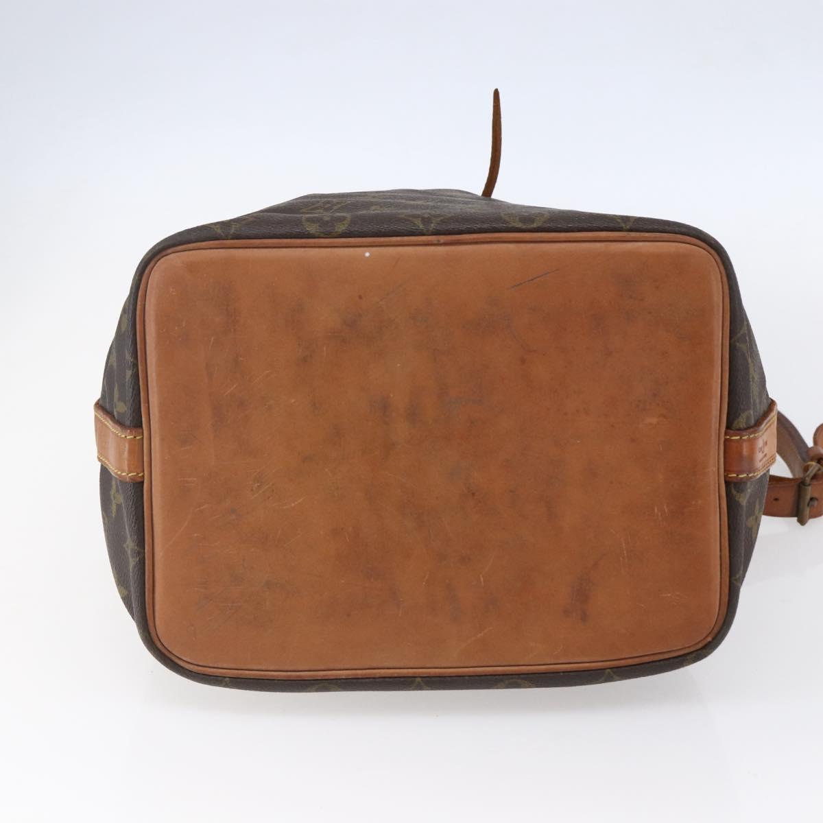 LOUIS VUITTON Monogram Petit Noe Shoulder Bag M42226 LV Auth 147002