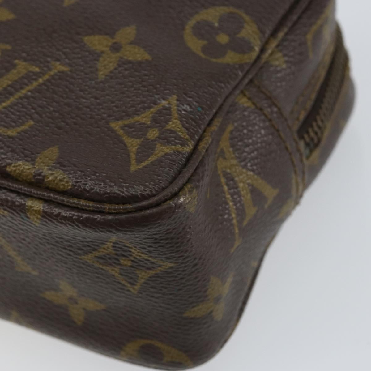 LOUIS VUITTON Monogram Trousse Toilette 18 Pouch M47526 LV Auth 147022