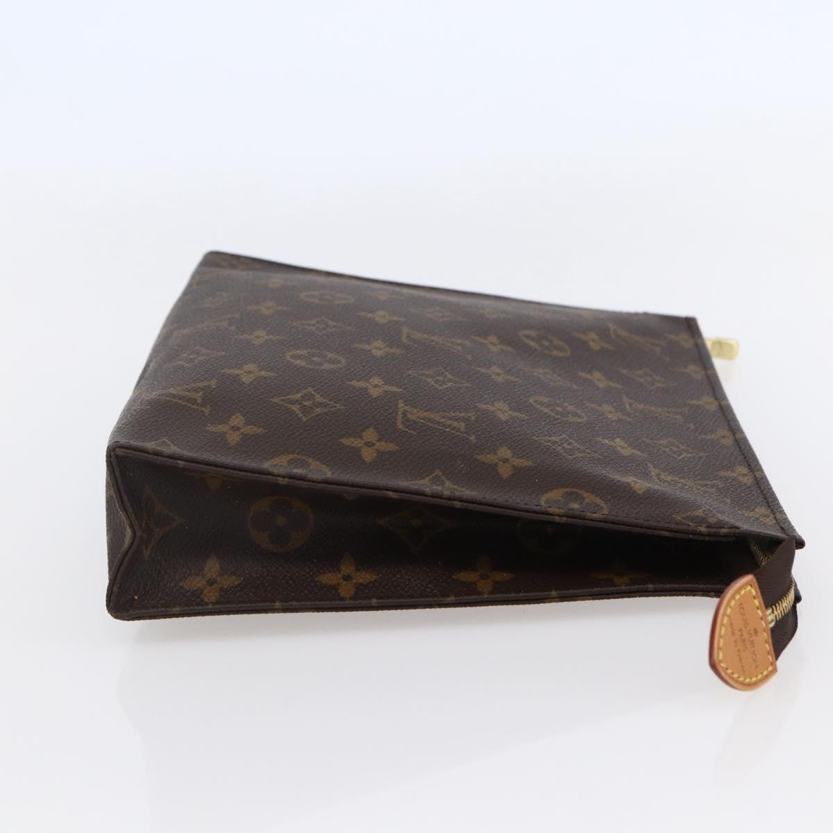 LOUIS VUITTON Monogram Poche Toilette 26 Pouch M47542 LV Auth 147169