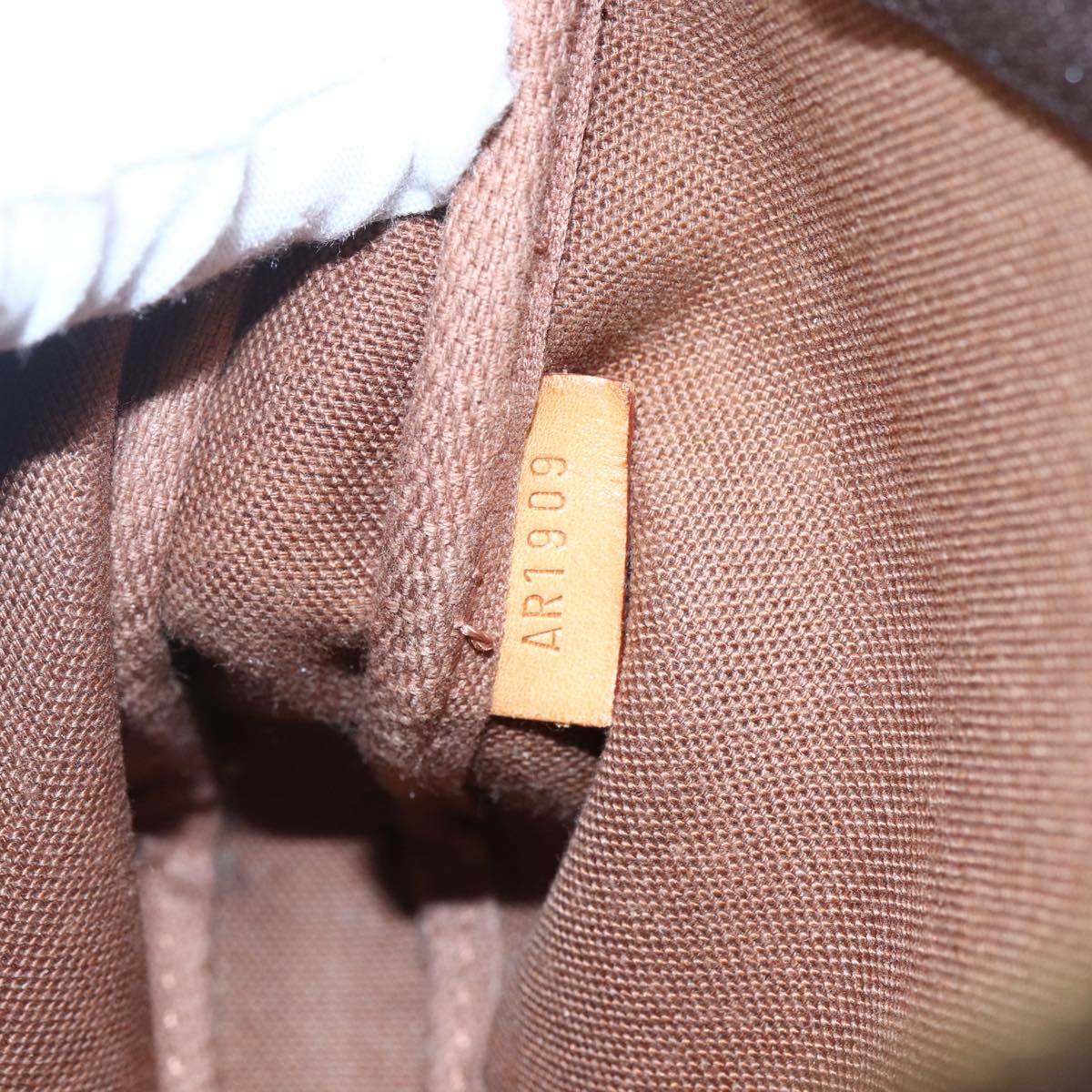 LOUIS VUITTON Monogram Pochette Accessoires Pouch M51980 LV Auth 147220