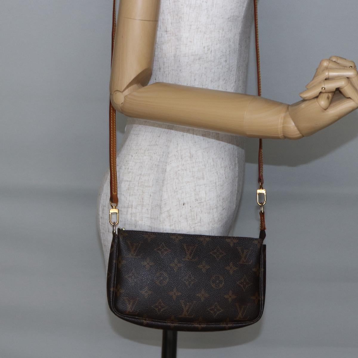 LOUIS VUITTON Monogram Pochette Accessoires Pouch M51980 LV Auth 147220