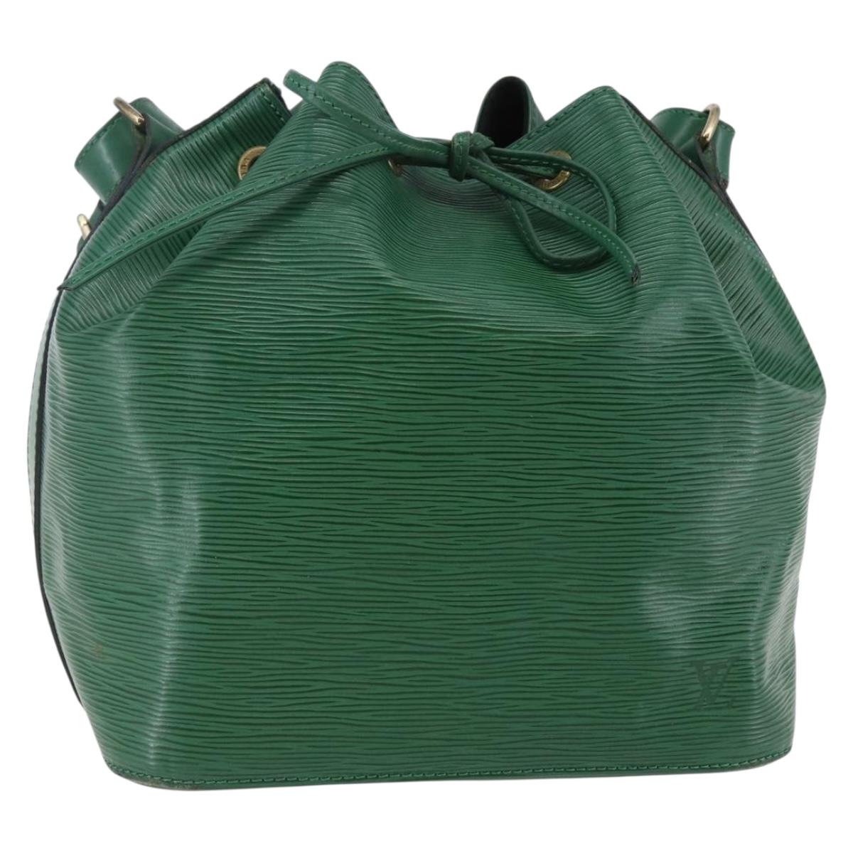 LOUIS VUITTON Epi Petit Noe Shoulder Bag Green M44104 LV Auth 147274