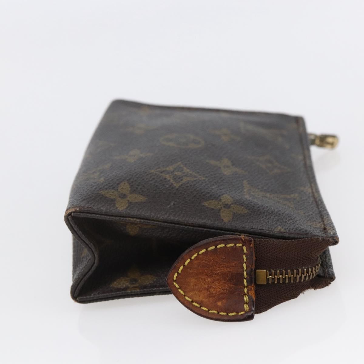 LOUIS VUITTON Monogram Poche Toilette 15 Pouch M47546 LV Auth 147368