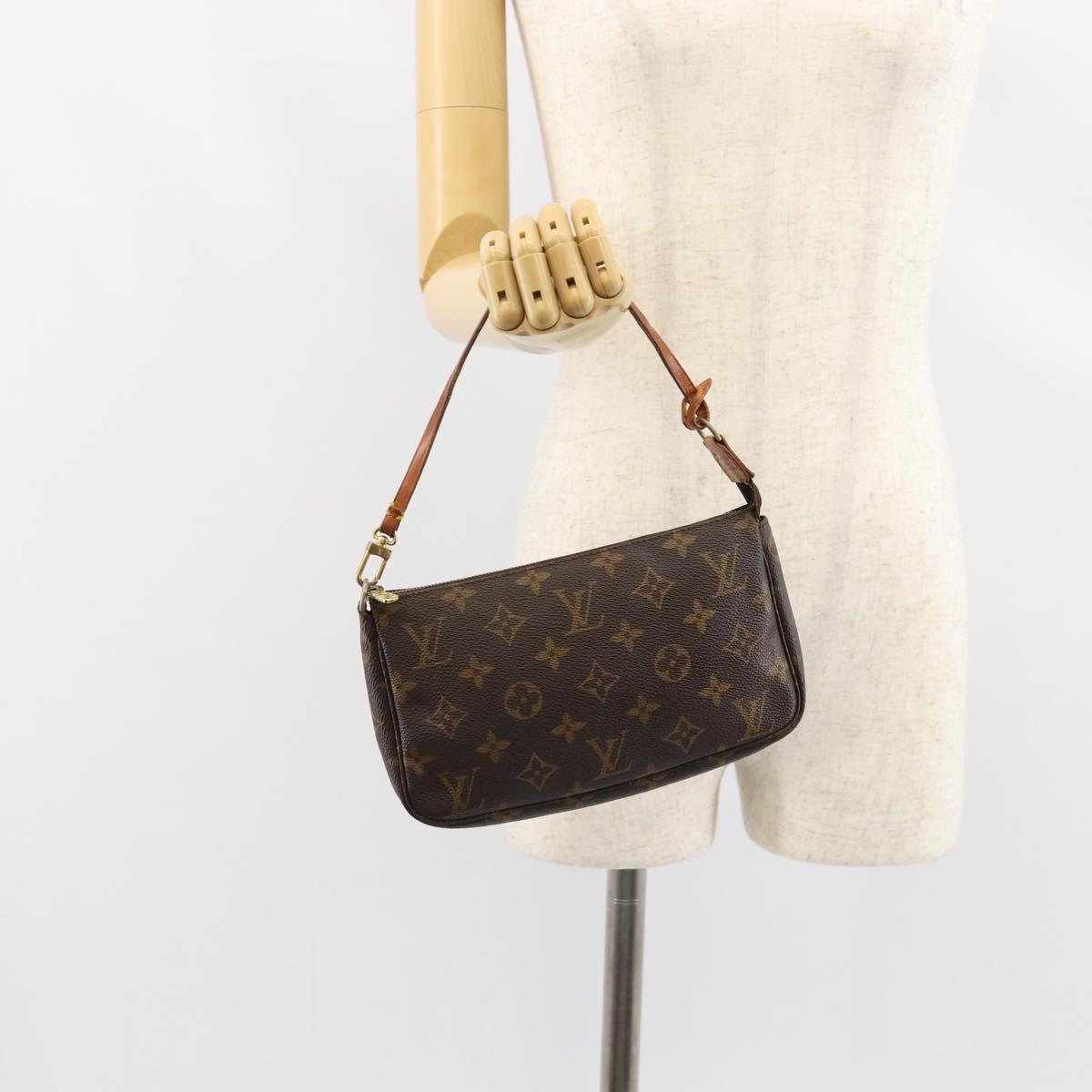 LOUIS VUITTON Monogram Pochette Accessoires Pouch M51980 LV Auth 147429