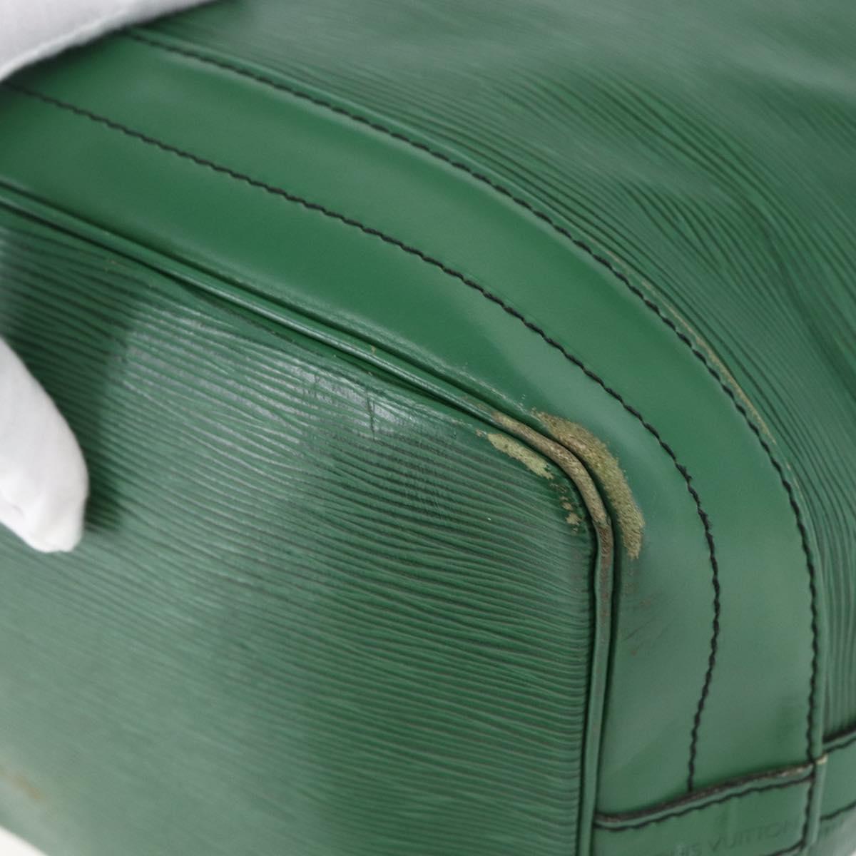 LOUIS VUITTON Epi Noe Shoulder Bag Green M44004 LV Auth 147471