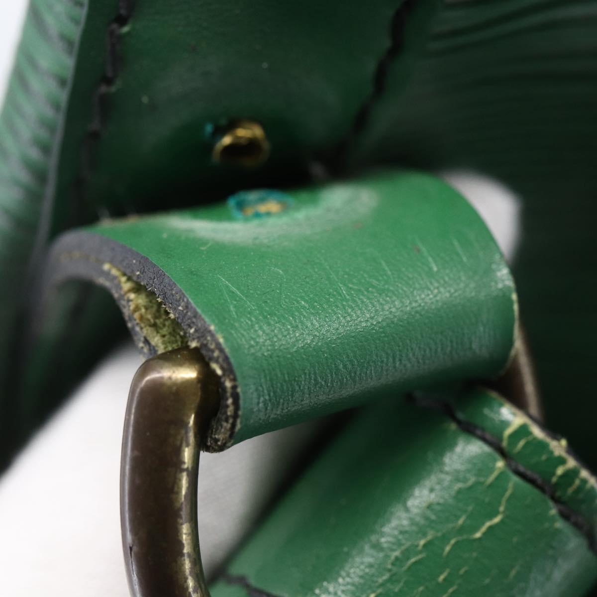 LOUIS VUITTON Epi Noe Shoulder Bag Green M44004 LV Auth 147471